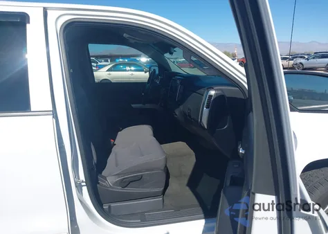 2017 Chevrolet Silverado 1500 1Lt из США, поврежденный, VIN 3GCPCREC6HG354920